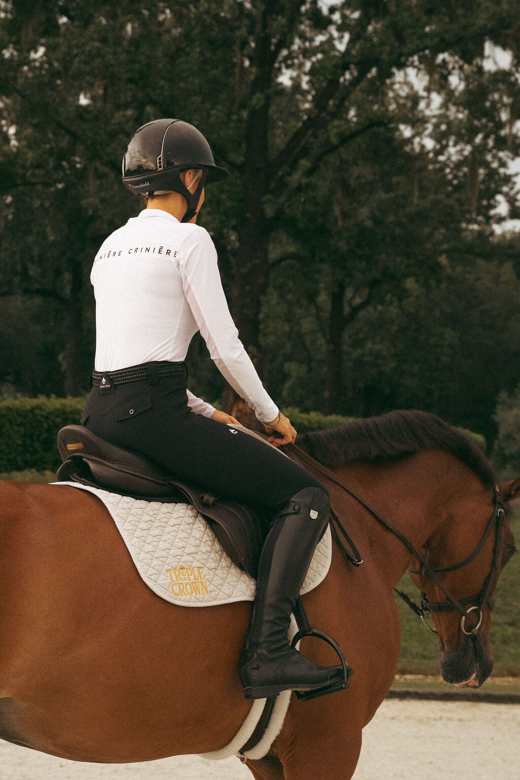 Estella Performance Chic